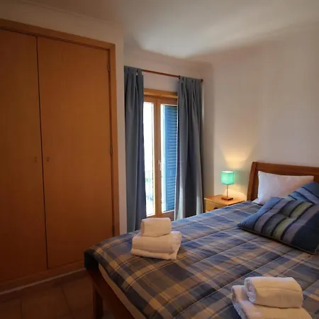 Apartament T2 Da Rocha/