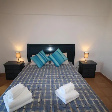 T2 Da Rocha/ Lägenhet *